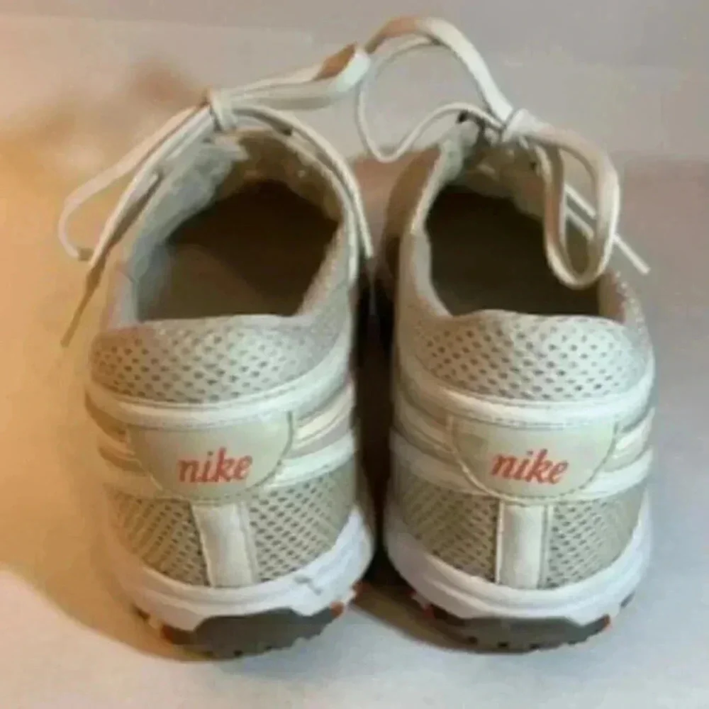Nike Air Ladies Summer Light Cream And white Mesh Rubber Spike Golf Shoes Size 8